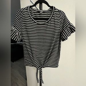 Stripe Ruffle Sleeve Tie Front Top